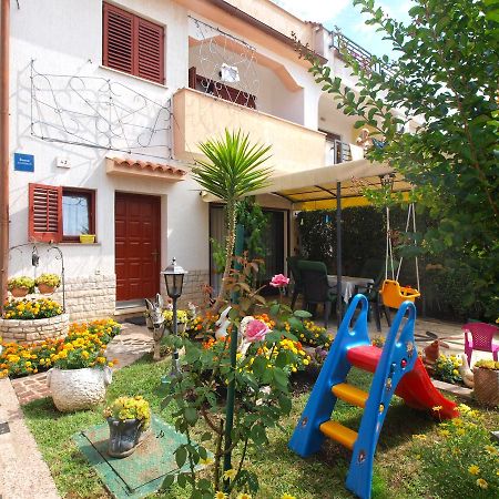 Apartments Vida 1682 Pula Exterior photo
